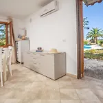 Fiordo's House - Pool View Порто-Поццо