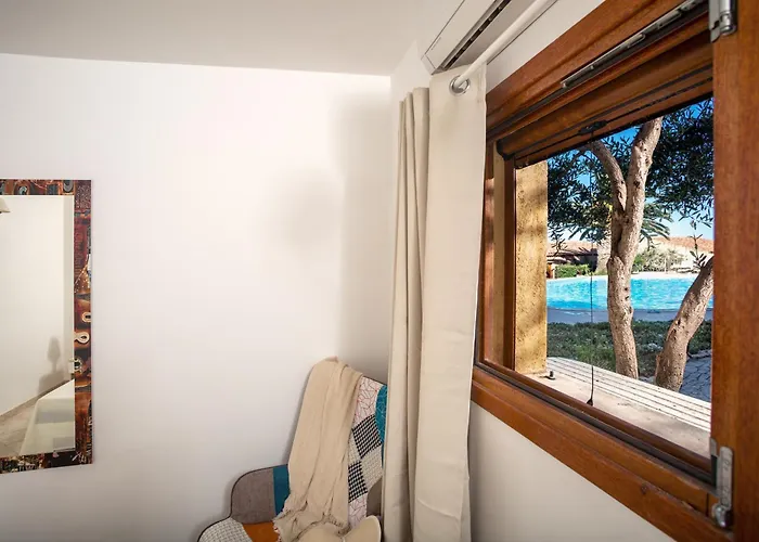 Fiordo's House - Pool View