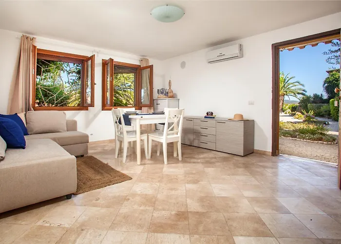 Fiordo's House - Pool View 度假居 *